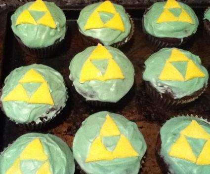 triforcecupcake.JPG